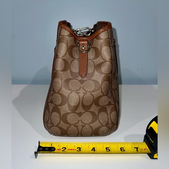 Brown Coach Purse - Picture 2 of 9